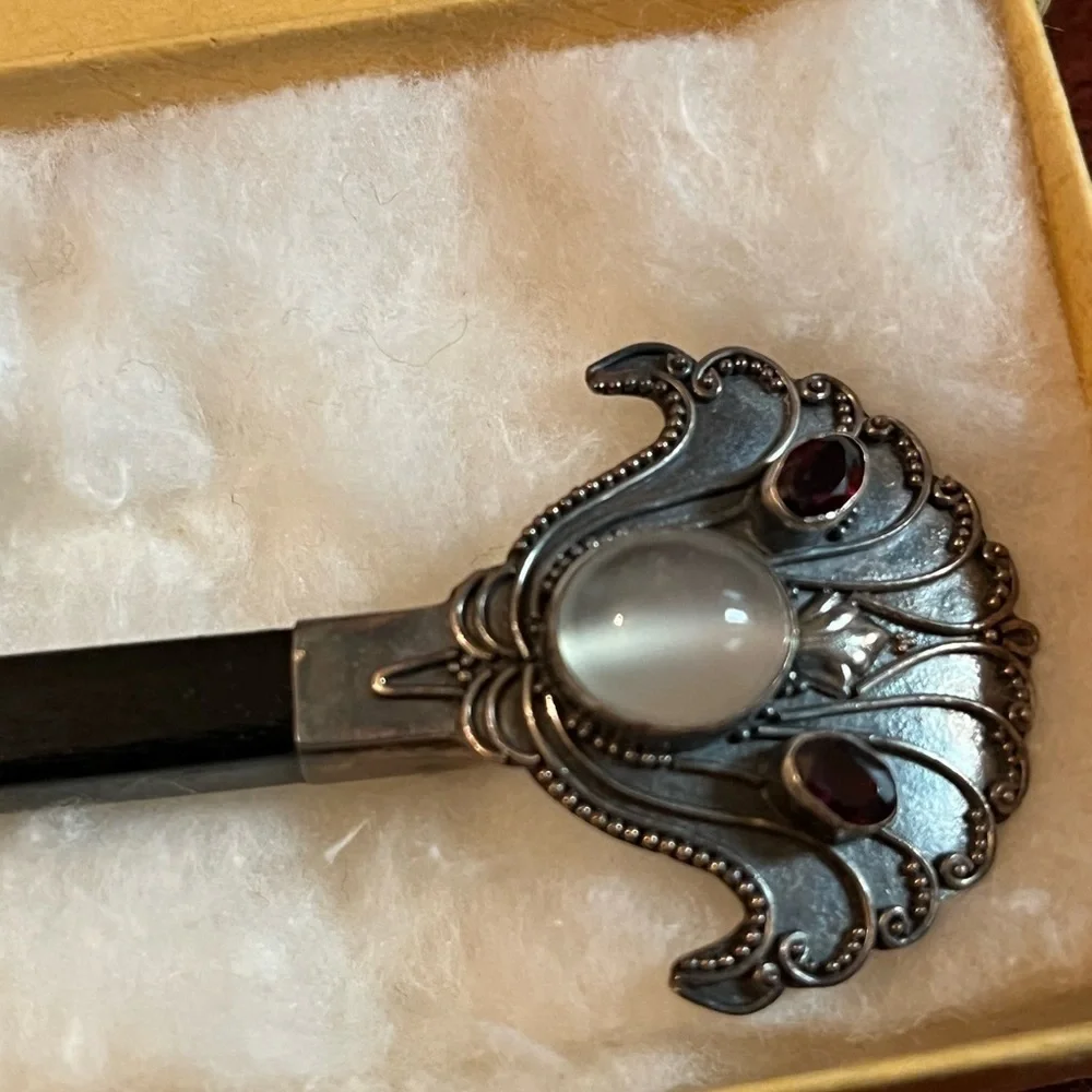 The Heard Museum shop mousquetaire Sword